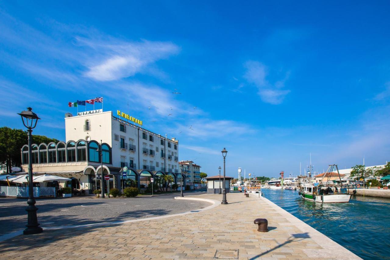 Miramare Hotel Ristorante Convegni 切塞纳蒂科 外观 照片